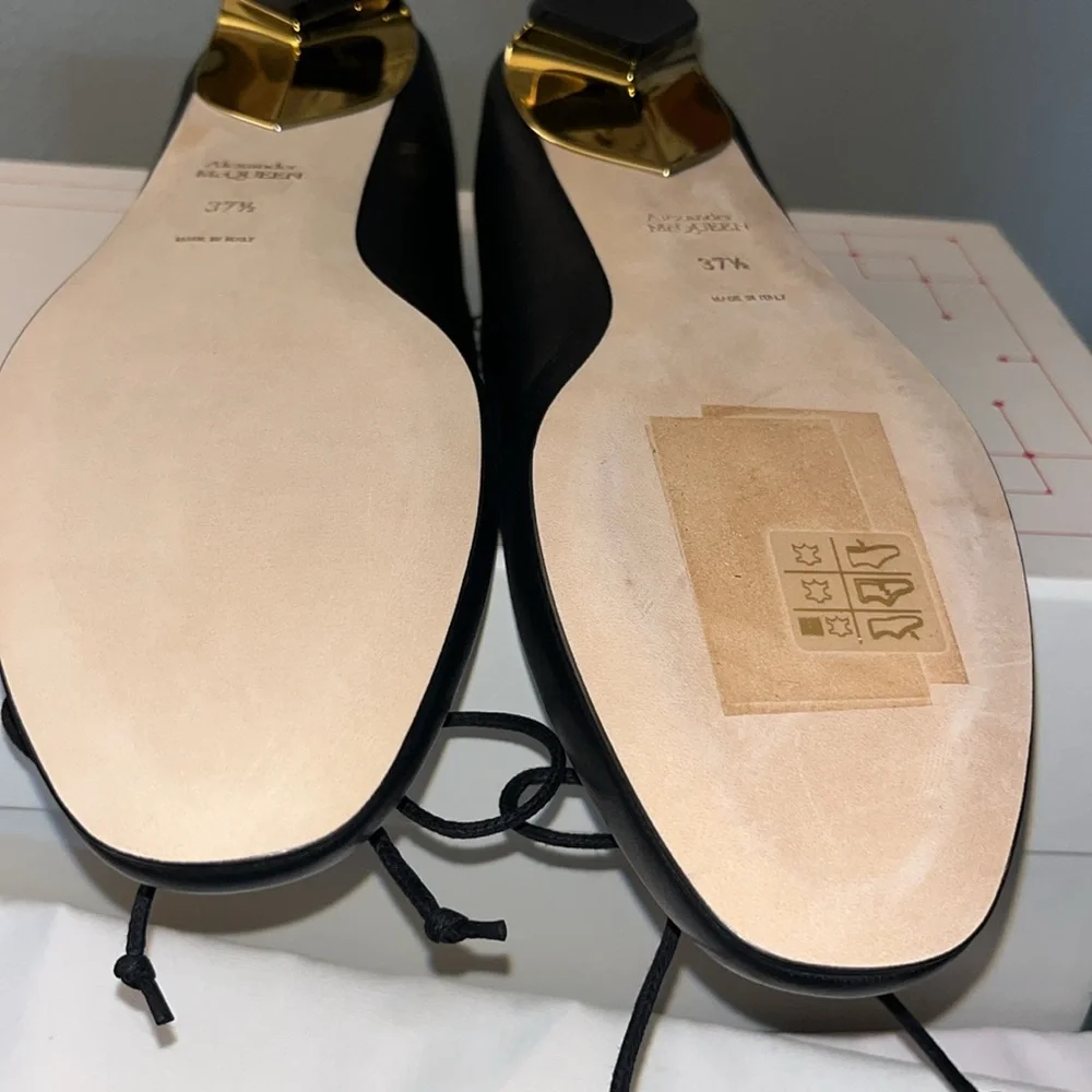 Alexander McQueen Armadillo Leather Black Ballerina Flats NIB EU sz 37.5 / 7.5